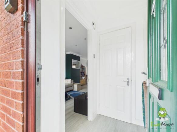 EweMove Estate Agents Basingstoke - Chaldon Green