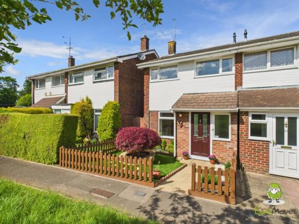 EweMove Basingstoke Estate Agents 22 Fabian Close
