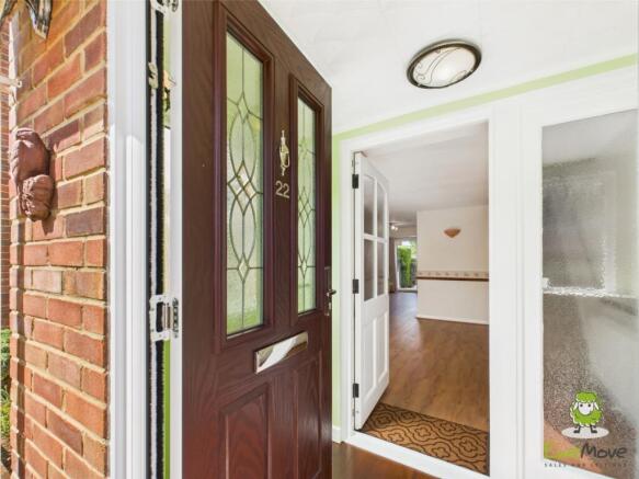EweMove Basingstoke Estate Agents 22 Fabian Close