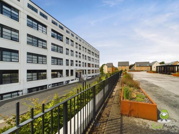 EweMove Basingstoke Estate Agents - Lilly Court - 