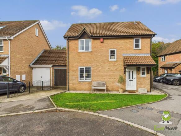 EweMove Estate Agents Basingstoke - York Close - F