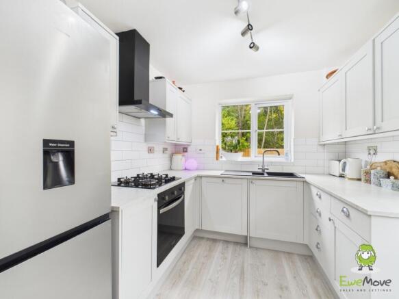 EweMove Estate Agents Basingstoke - York Close - K