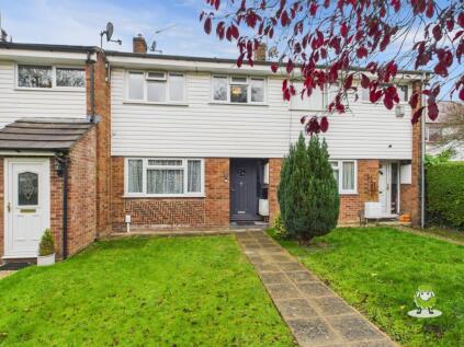 Lea Close, Basingstoke, Hampshire, RG21