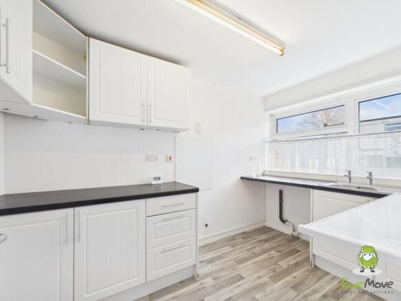 EweMove Estate Agents Basingstoke - Ribble Way - K