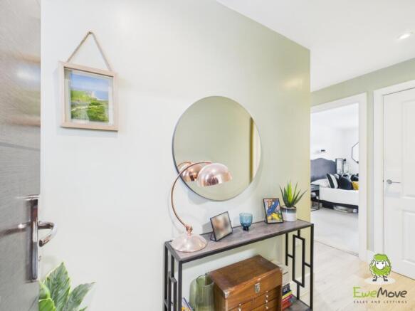 CAM03778G0-PR0369-STILL009