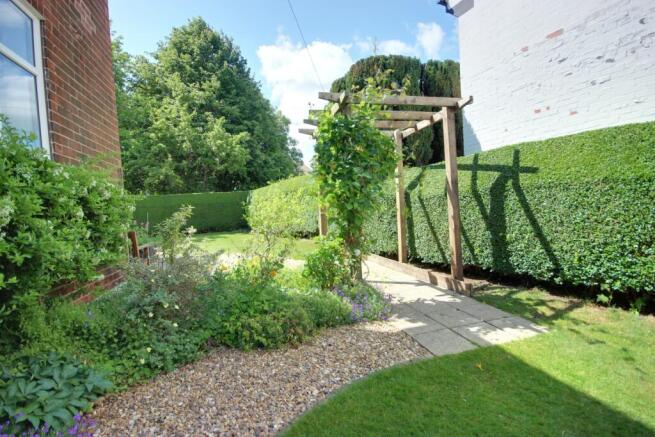 1 Garden B