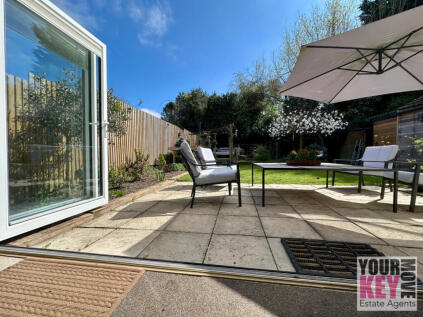 Forge Close, Sellindge, Ashford, Kent TN25 6ES