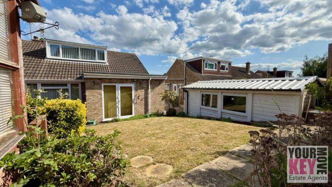 Canterbury estate agents - Your Key Move. Free pro
