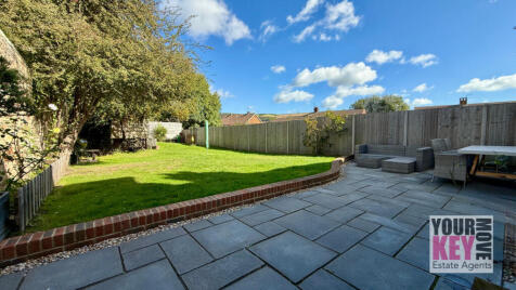 Alder Road, Folkestone, Kent CT19 5BZ