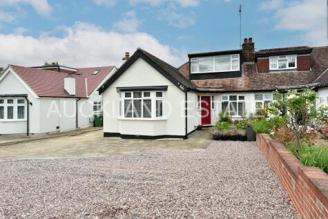 Byng Drive, Potters Bar