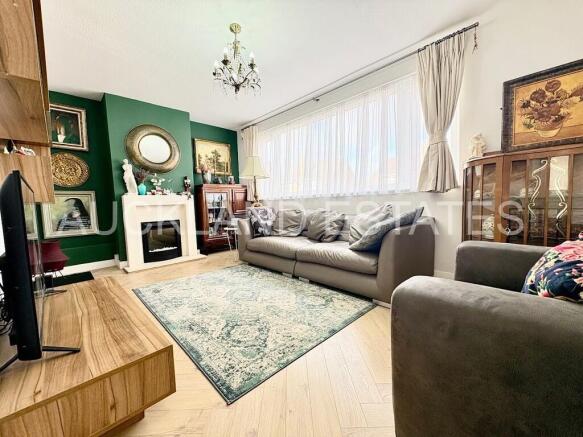 IMG_7138-17576848...