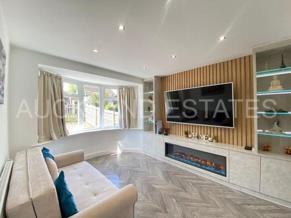 de2a4ad0-9a37-4ab...