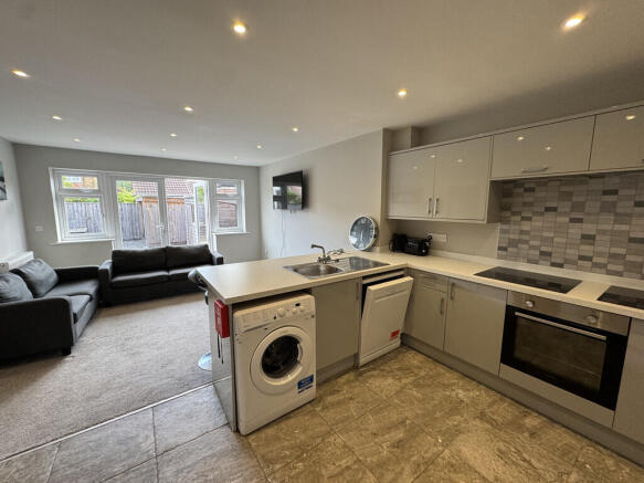 20250802_09412522...