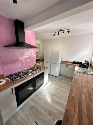 28ec445b-5aa8-40d...