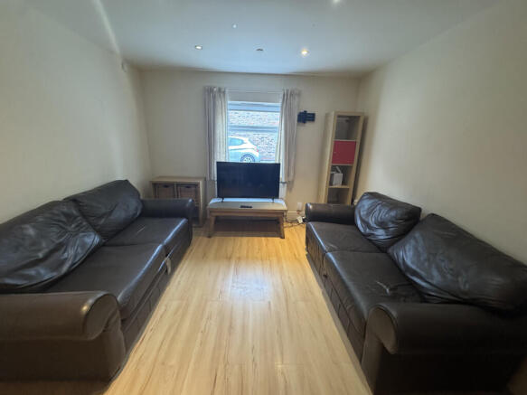 20250819_07465290...