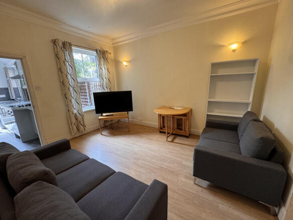 20250721_09470546...