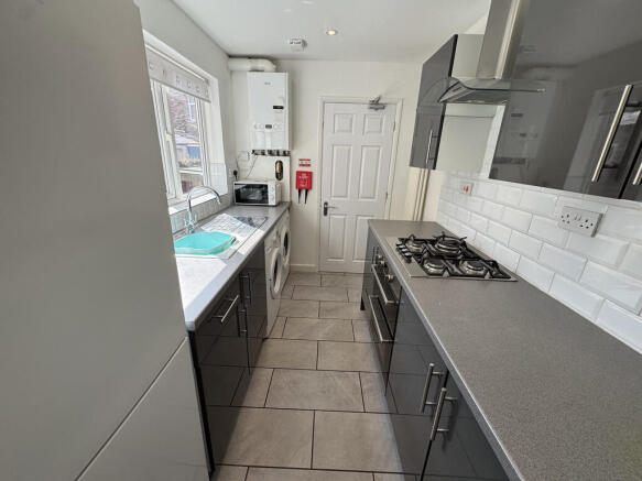 20250806_09480044...