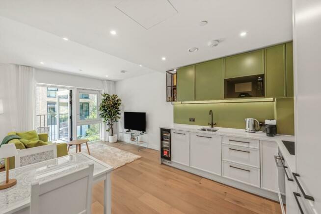 Open Plan Kitchen & Lunge