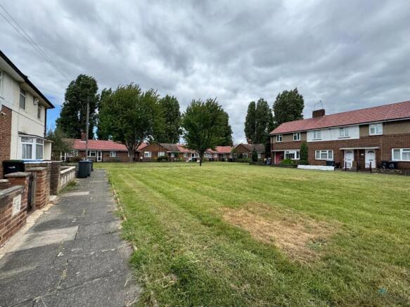 Large 3 Bedroom House