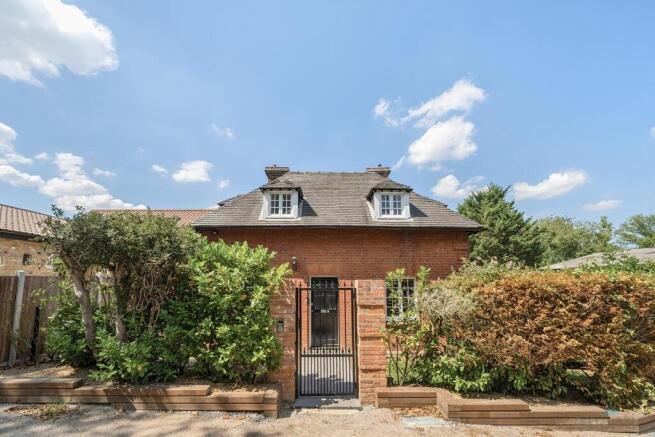 Two Bedroom Detached Lodge House