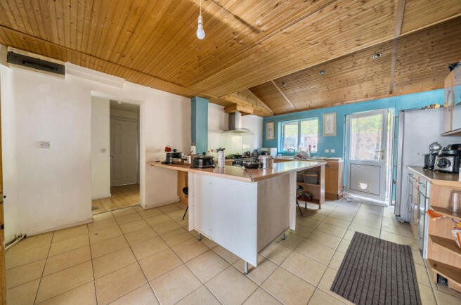 13484441368d4059694251