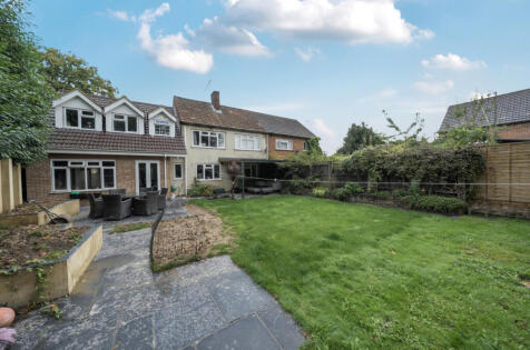 Barn Close, Pease Pottage, Crawley