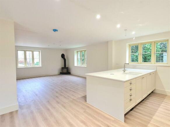 Kitchen/sitting room