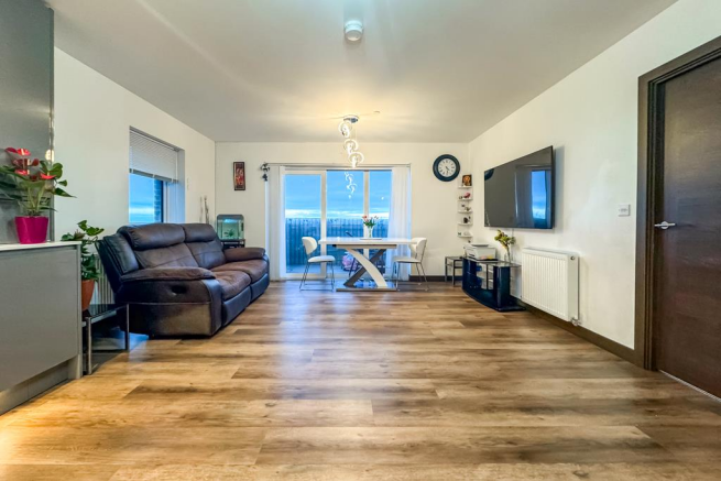 Kitchen/Living Room