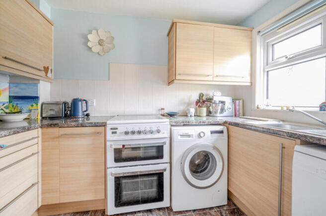 1333042-6-68920f4...