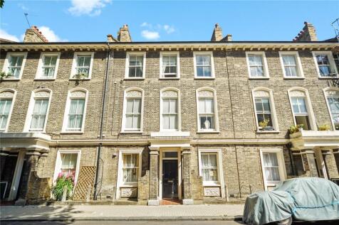 St Philip Street, 
Battersea, SW8