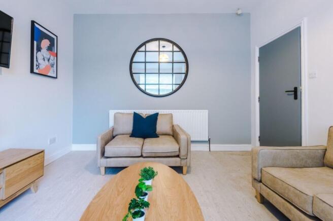 161MR - Living Area