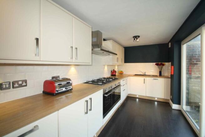70WS Kitchen