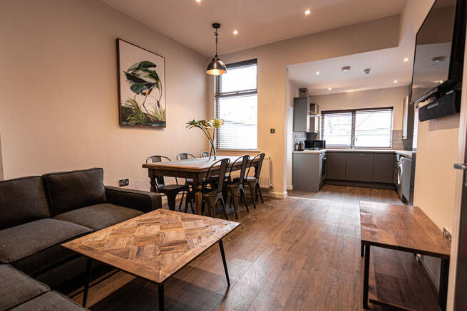 MR Living Area