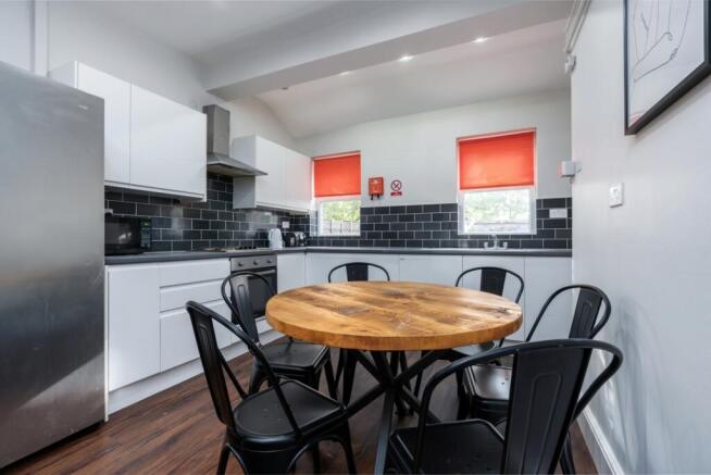 2 Lombard Grove, Kitchen 1