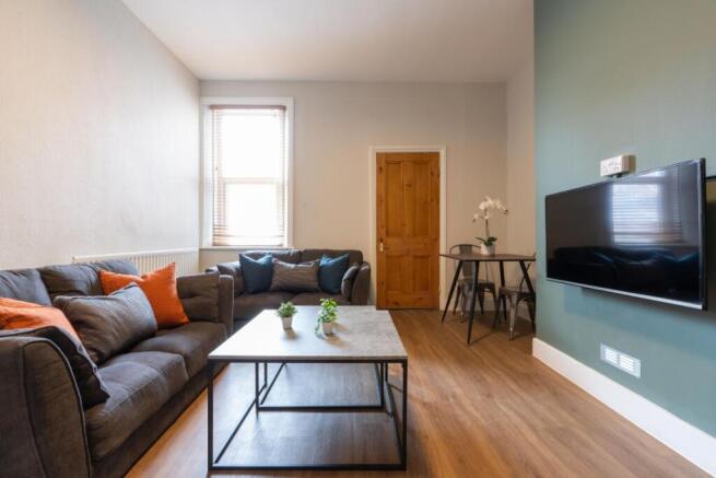 41DR - Living Area