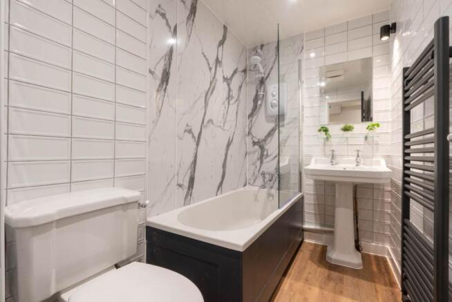 LHF2 - Bathroom