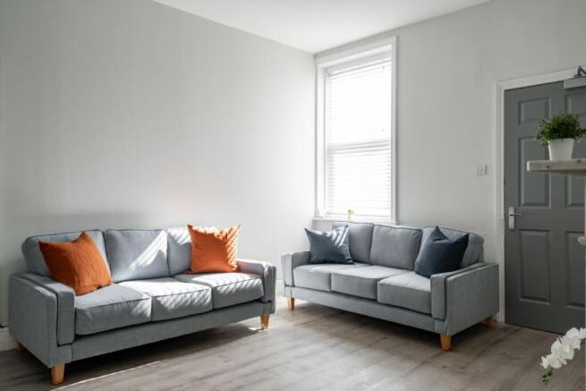 5CA - Living Area