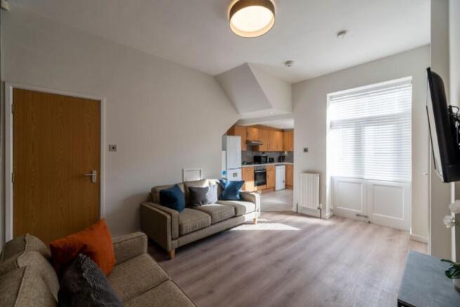 51WS - Living Area