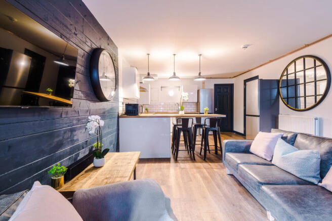 Flat 30, Shoe and Boot, Living Room 1