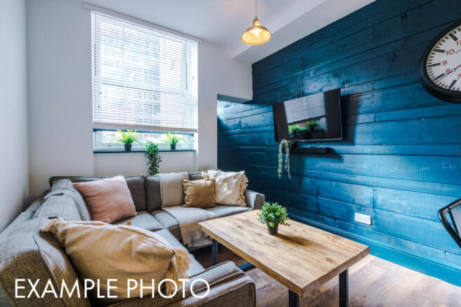 Flat 27, Shoe and Boot, Example 1