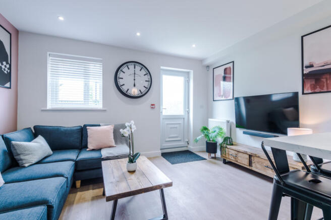 7 Capricorn Way, Living Room 2