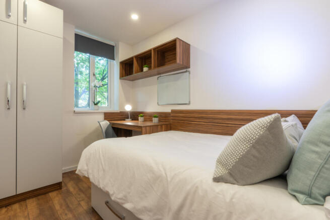 Jesmond View Block B Flat 5 bedroom 1