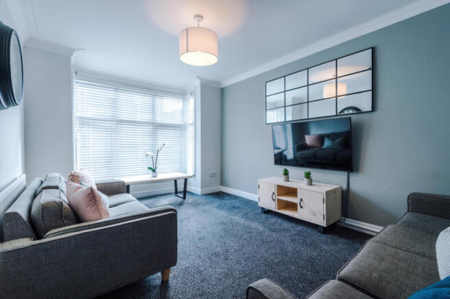 64 Richmond Mount, Living Room 1