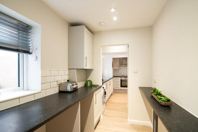 231 Leek Road kitchen 1