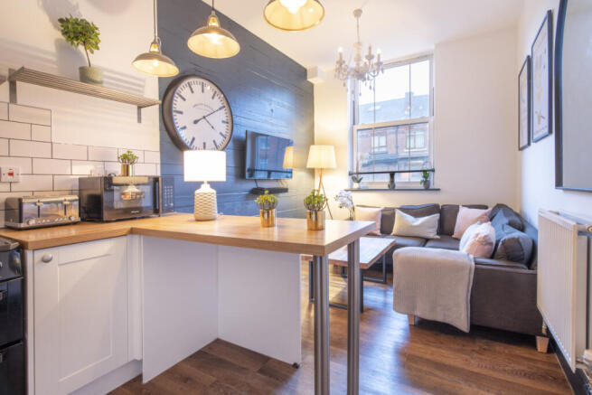 Flat 8, Shoe & Boot, Kitchen 1