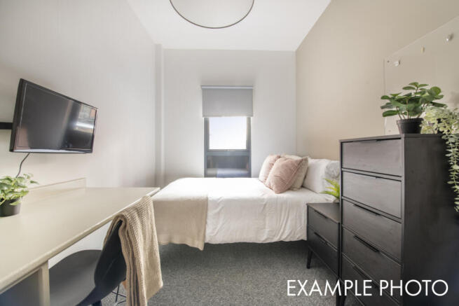 Flat R, Hosiery, Example, 4