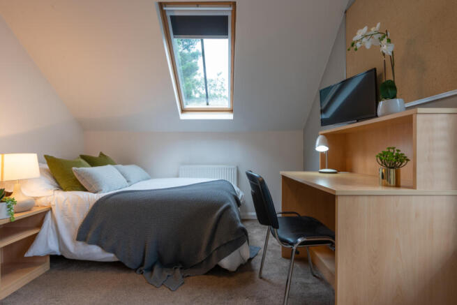 Hope Court Flat 5 bedroom 1