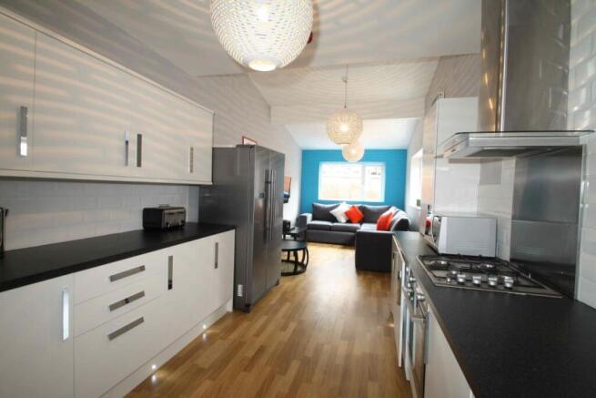 40cr kitchen-sittingroom