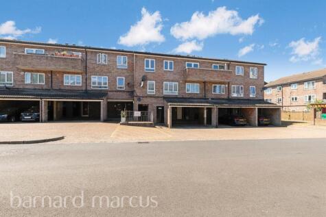 Douglas Close, Wallington