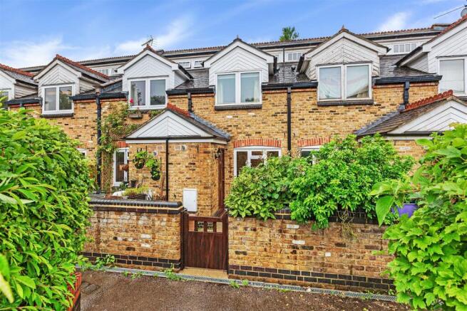 30318_asr_bradshaw_close_2.jpg